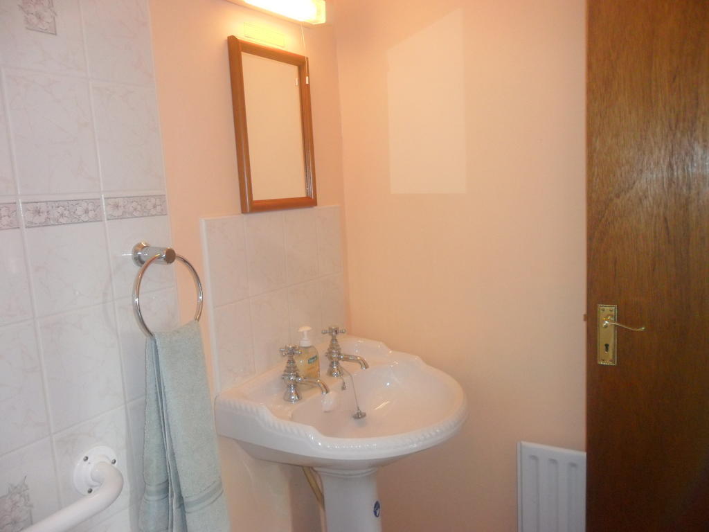 يوغال Glen House Room Only Accommodation الغرفة الصورة